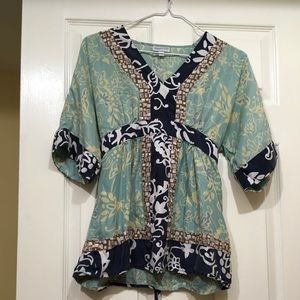 Adorable maternity blouse